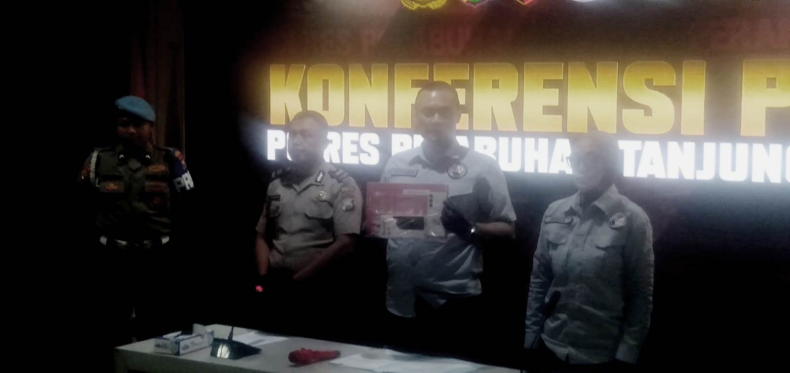 Polres Pelabuhan Tanjung Perak Bongkar Jaringan Sabu, Kurir Gunakan Aplikasi Zangi Terima Perintah Bandar.